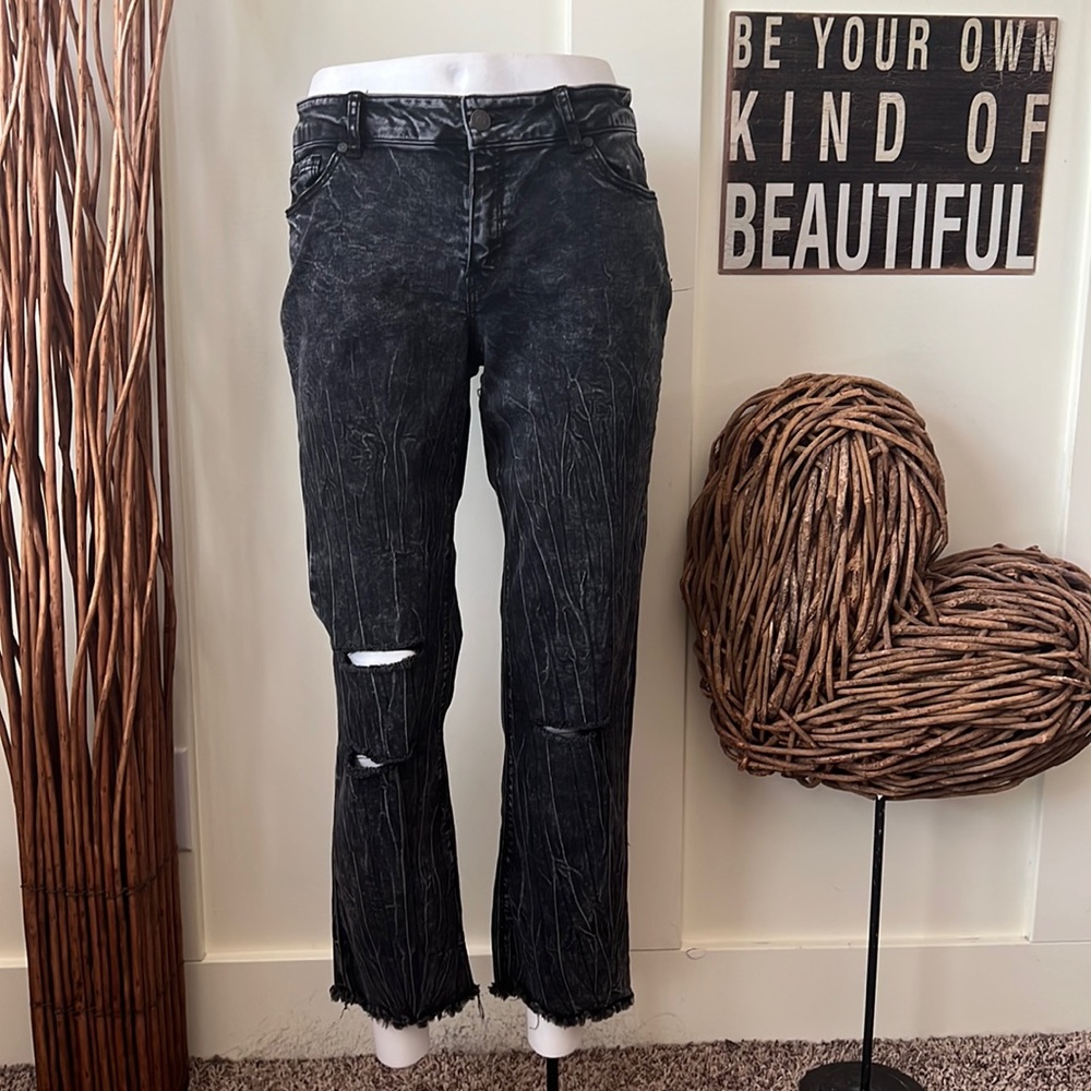Black Distressed Lightweight Fringed Hem Pants